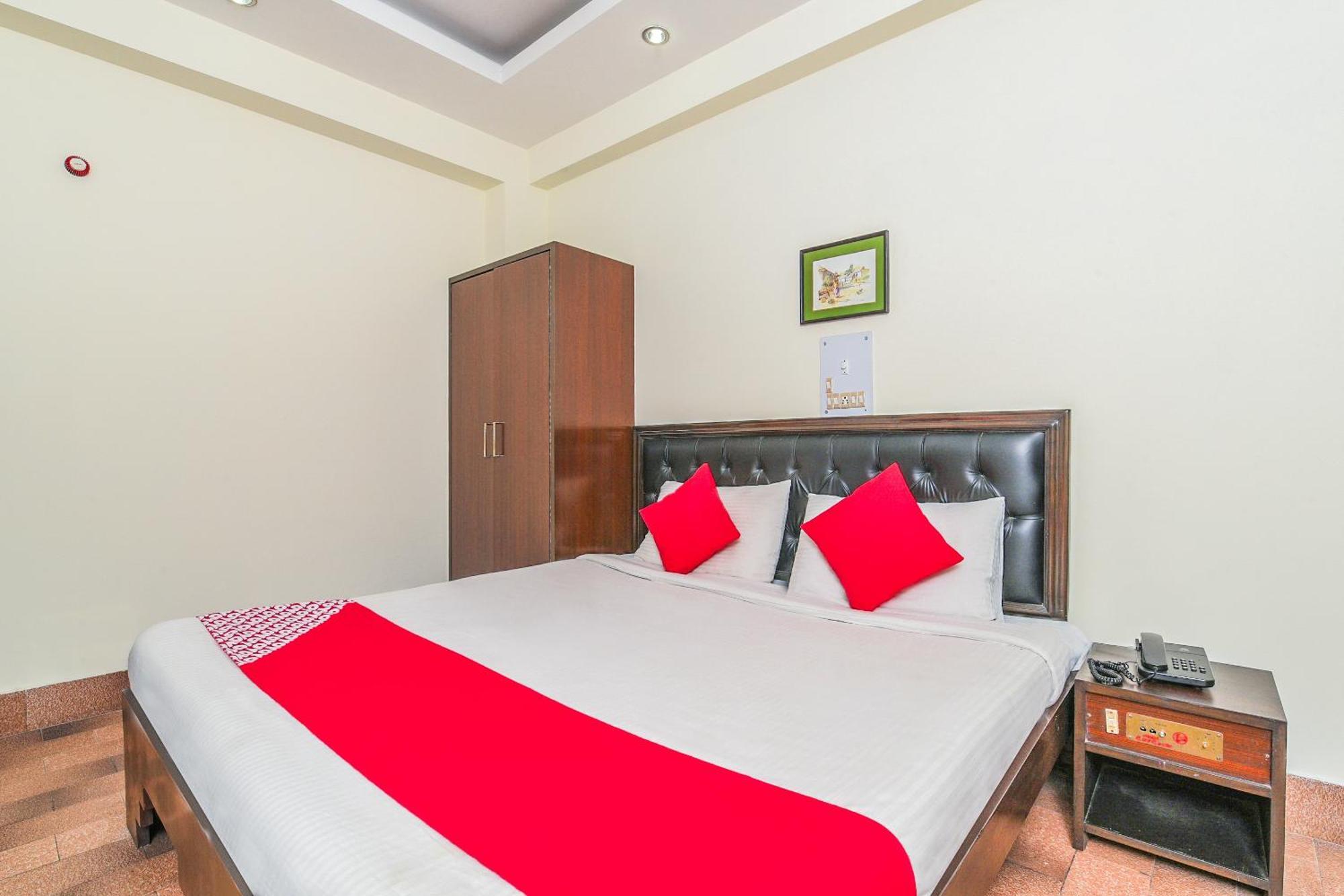 Super Hotel O Mohit Regency Бопал Екстериор снимка