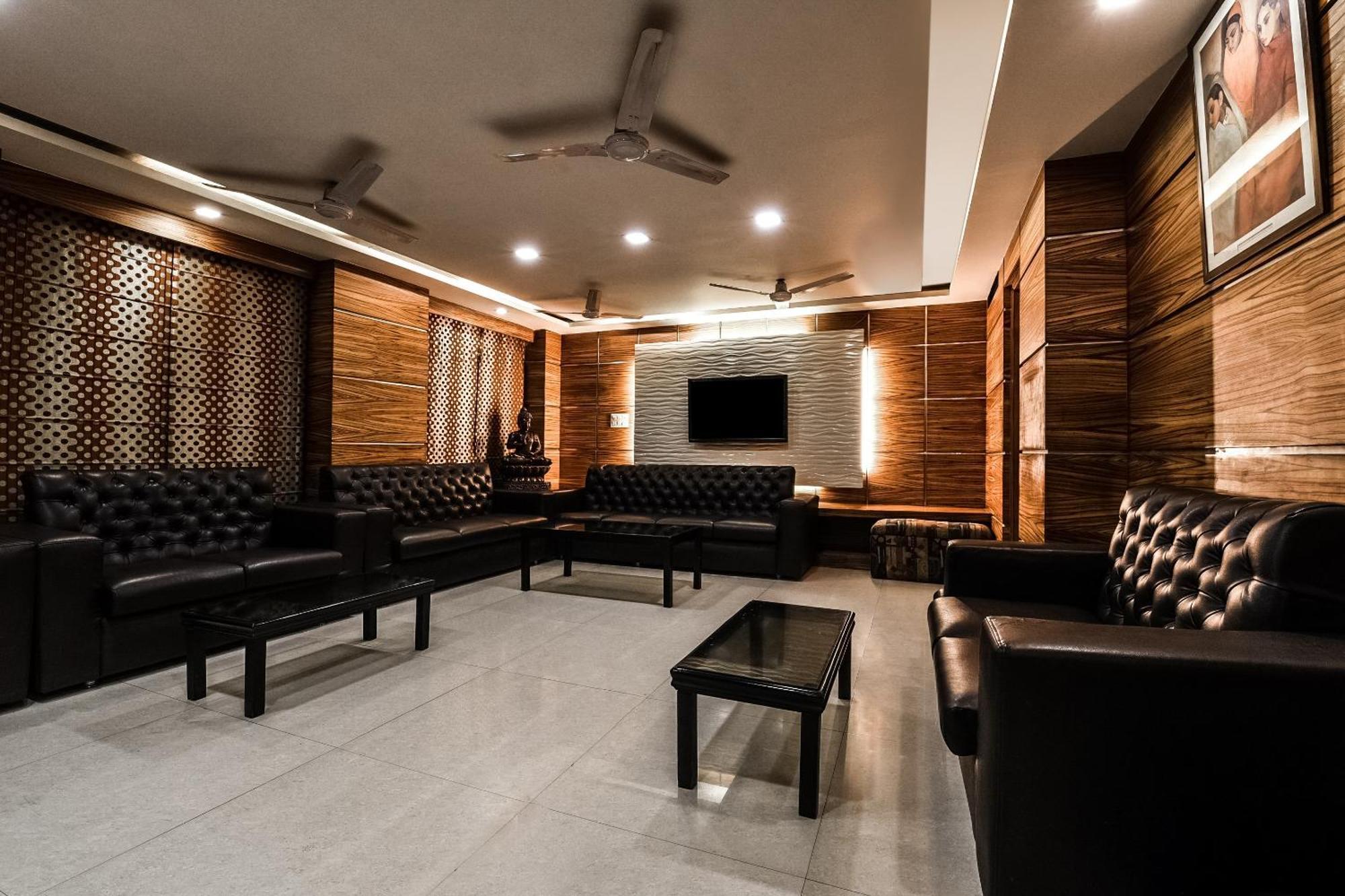 Super Hotel O Mohit Regency Бопал Екстериор снимка