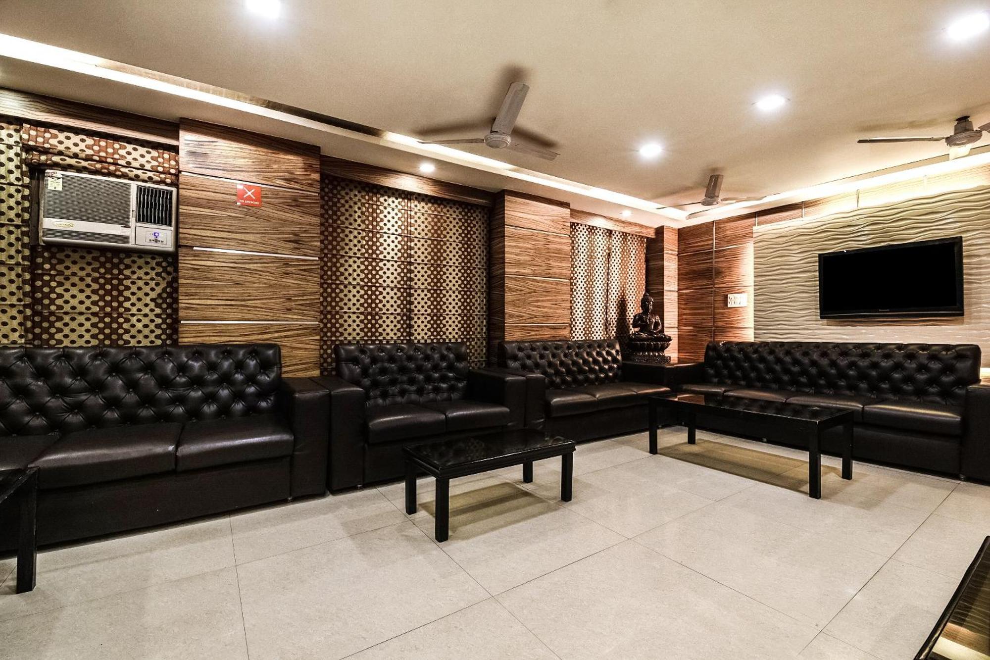 Super Hotel O Mohit Regency Бопал Екстериор снимка