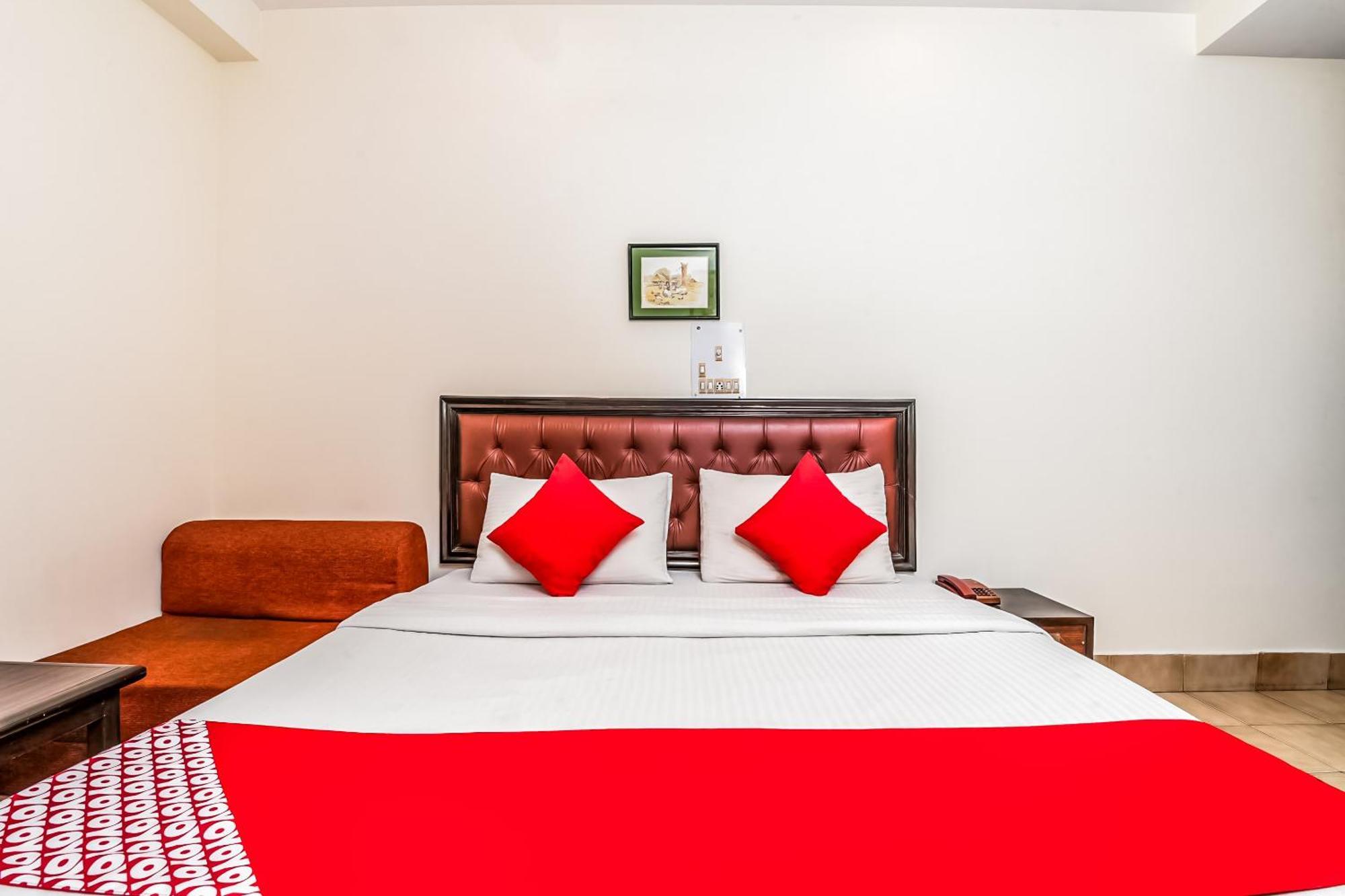 Super Hotel O Mohit Regency Бопал Екстериор снимка